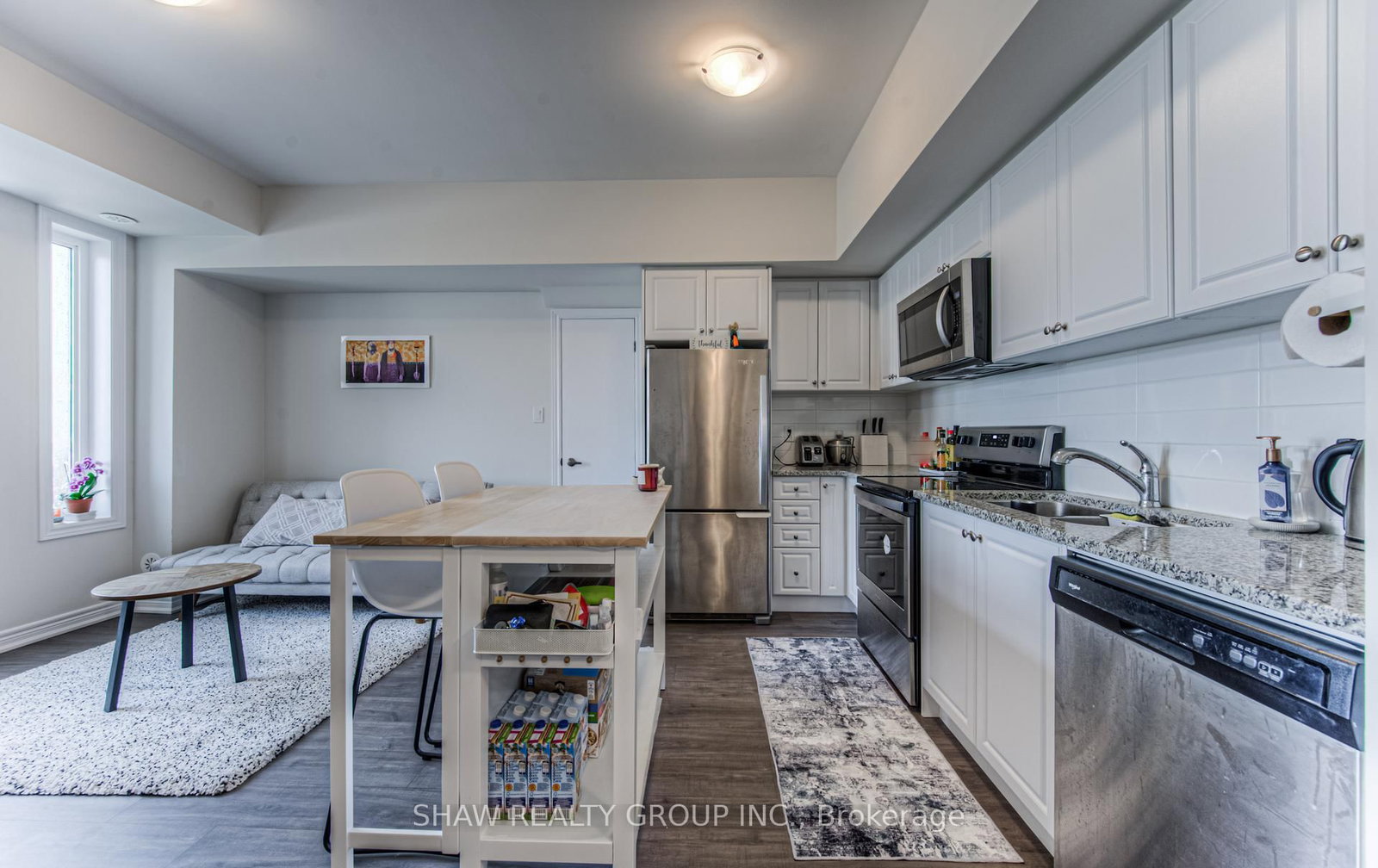 Listing Image 7