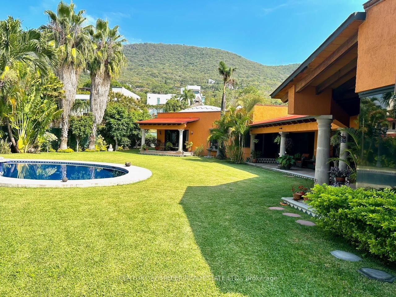 37 Cerrada Vista Hermosa • Mexico photo 37