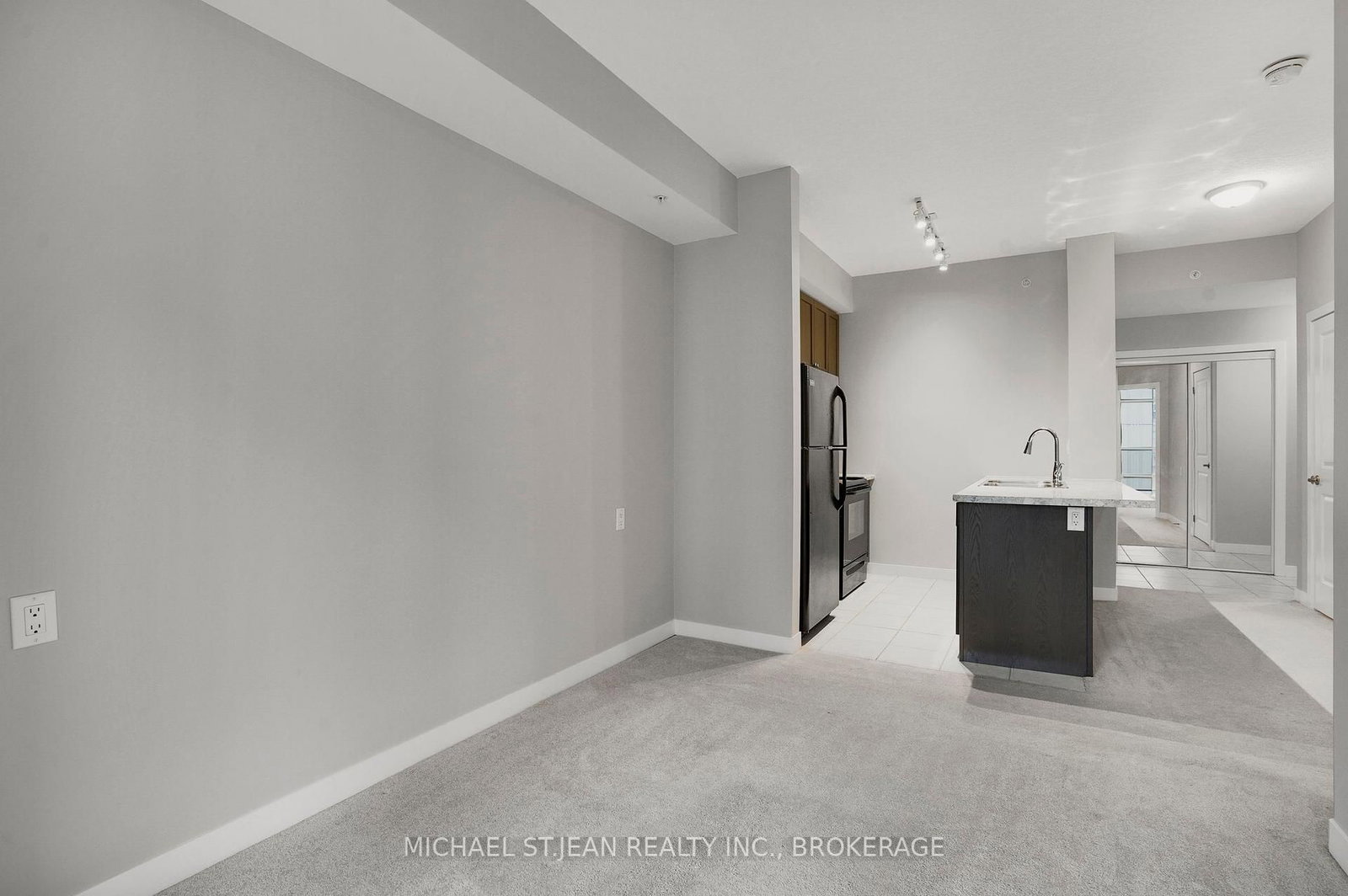 85 Robinson Street, Unit 702 - Photo 16