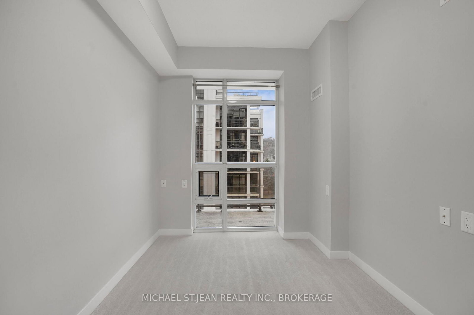 85 Robinson Street, Unit 702 - Photo 30