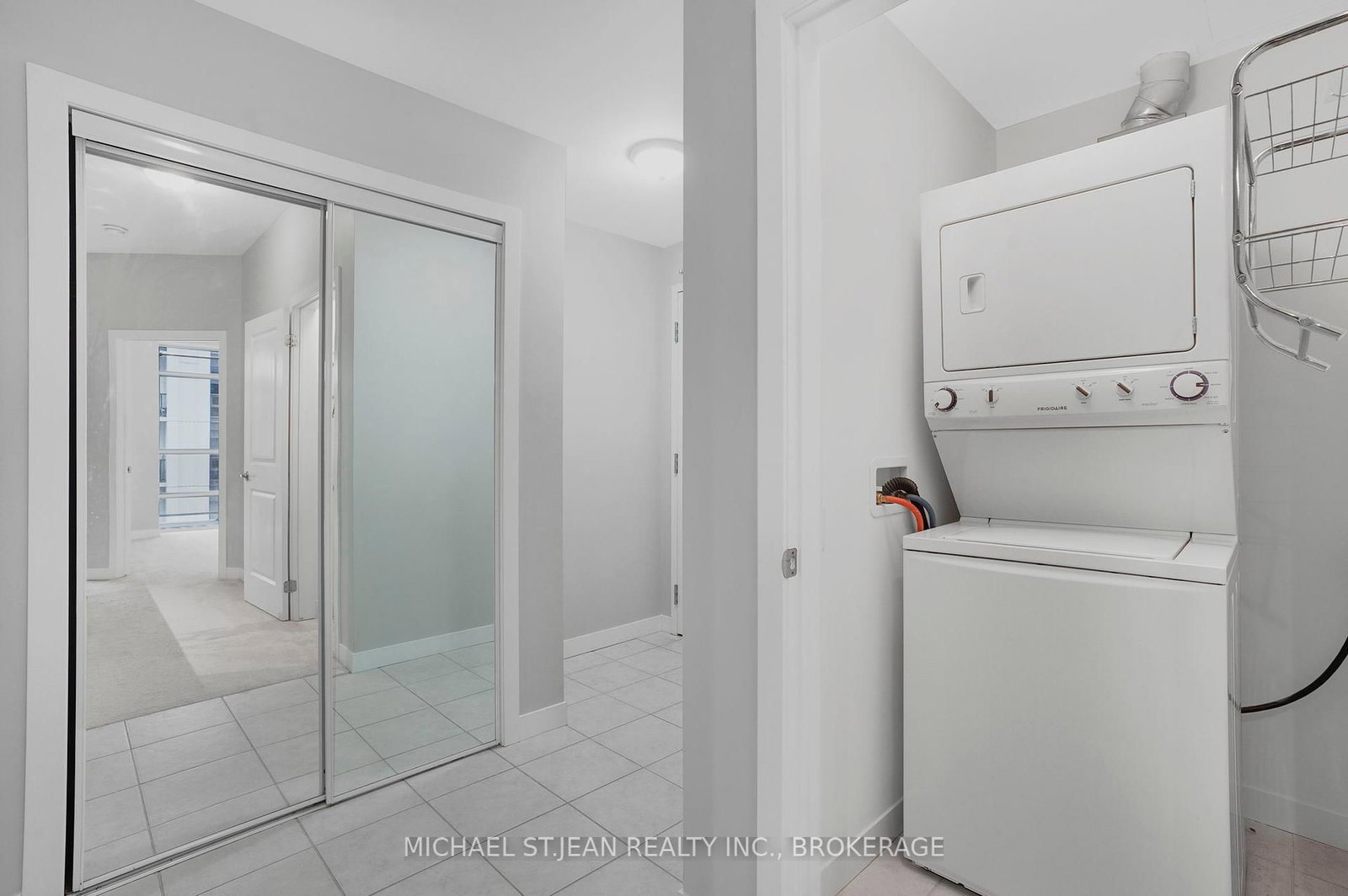 85 Robinson Street, Unit 702 - Photo 33