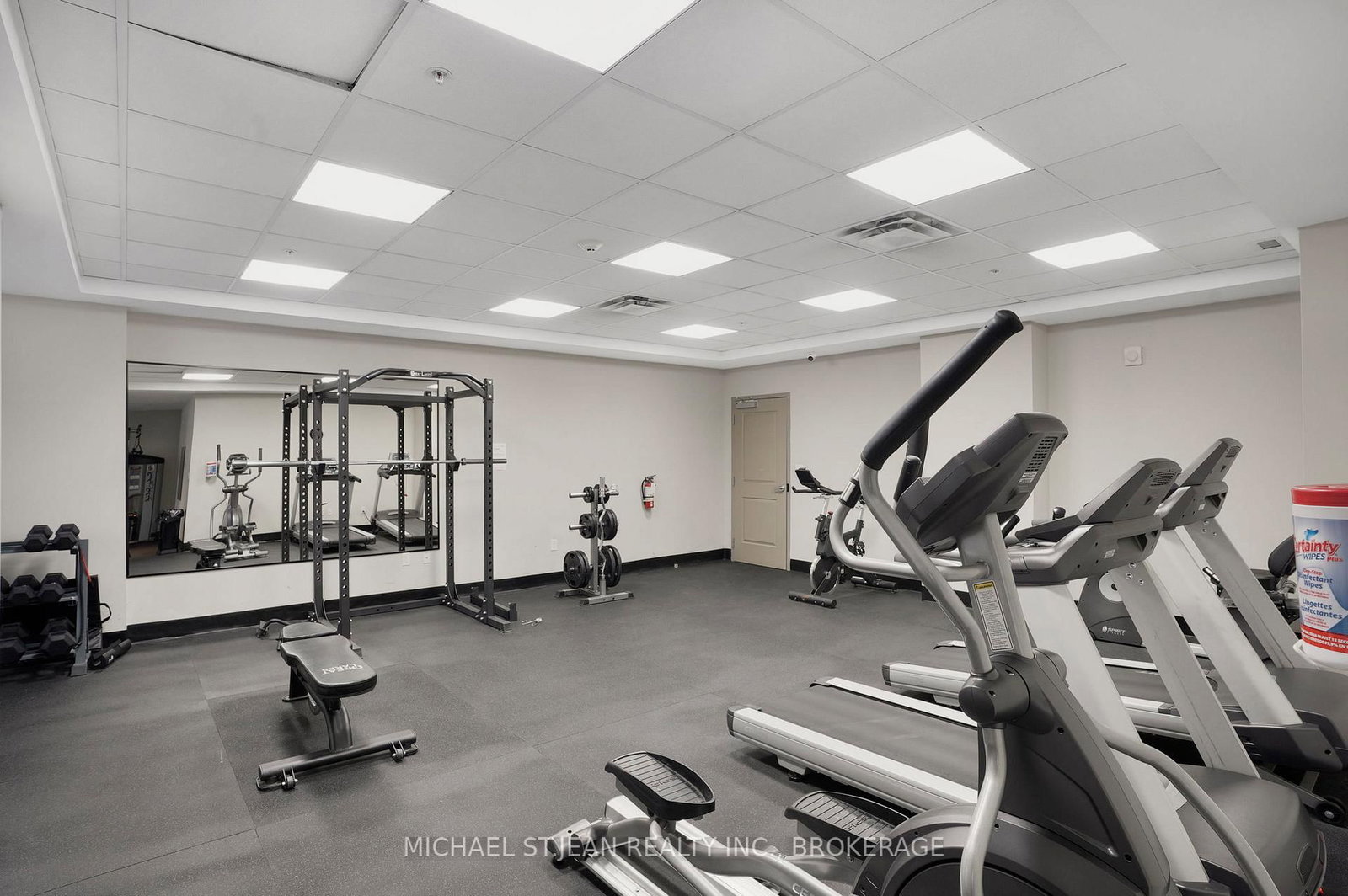 85 Robinson Street, Unit 702 - Photo 38