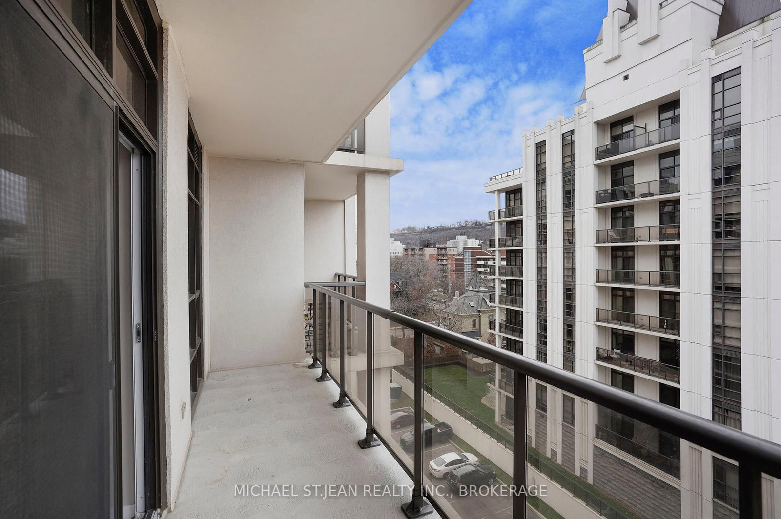 85 Robinson Street, Unit 702 - Photo 40