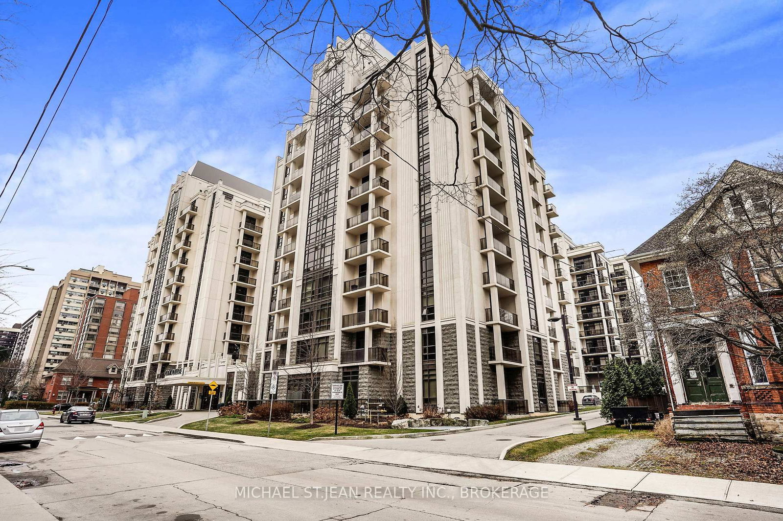 85 Robinson Street, Unit 702 - Photo 5