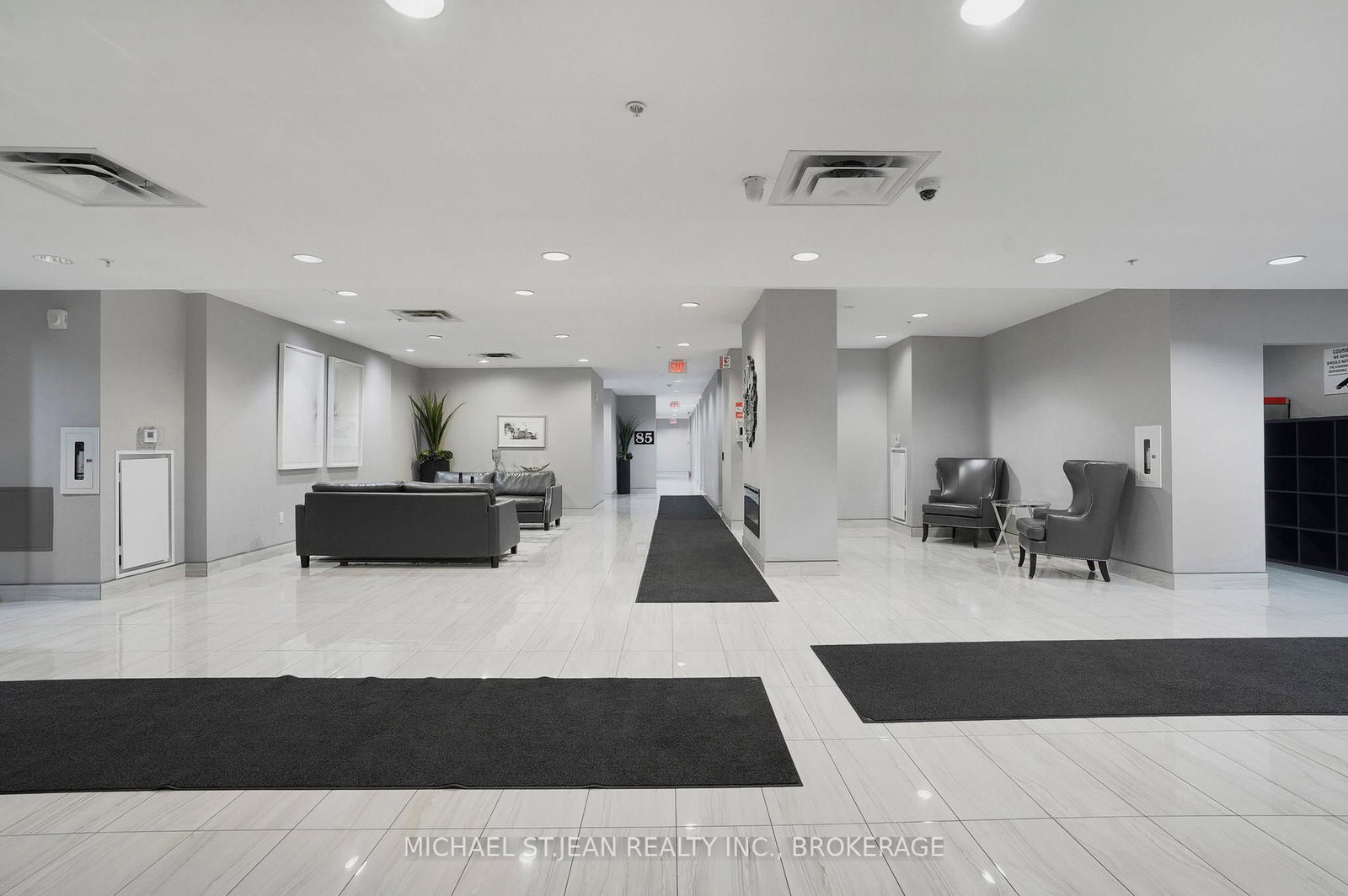 85 Robinson Street, Unit 702 - Photo 8