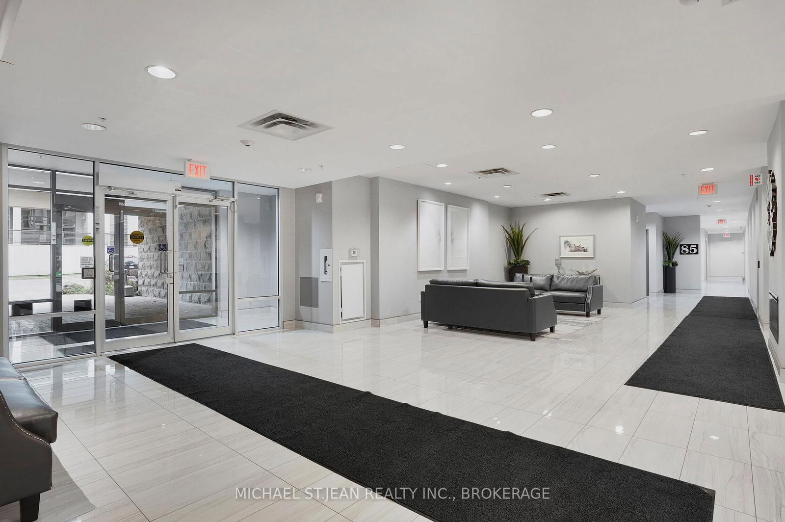 85 Robinson Street, Unit 702 - Photo 9