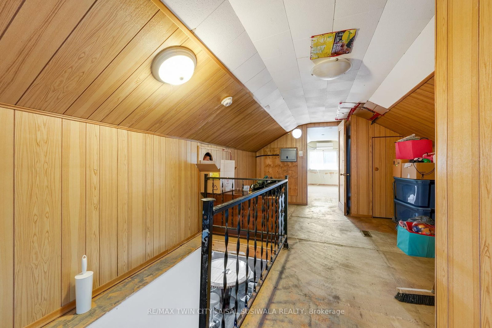 Listing Image 24