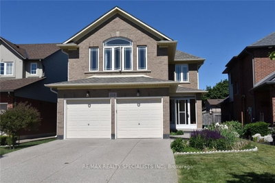 Detached House leased at 310 Brigadoon Drive, Hamilton, Ontario, L9C 0B7 - Kernighan - MLS: X12407223