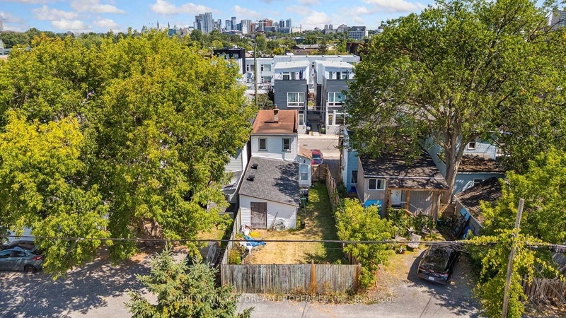 104 Carruthers Ave, Ottawa, K1Y 1N5 | Image 3