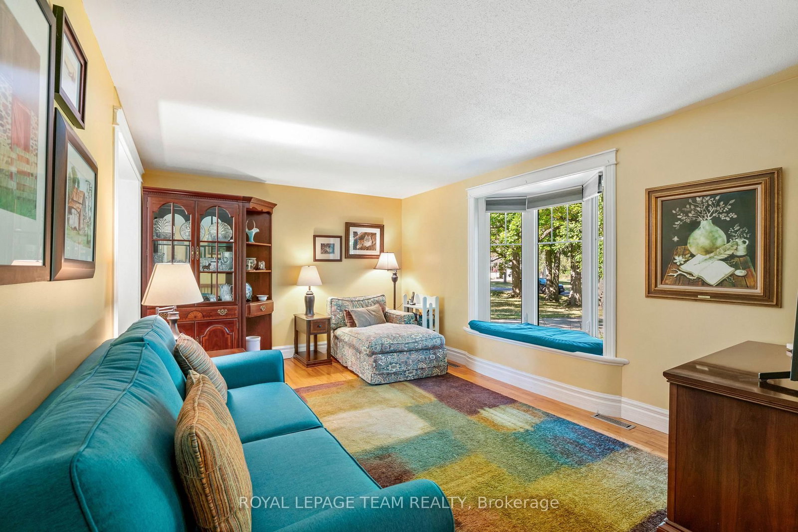Listing Image 7