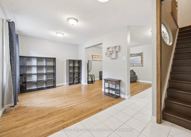 149 - 1247 Huron St, London East, N5Y 4X7 | Image 2
