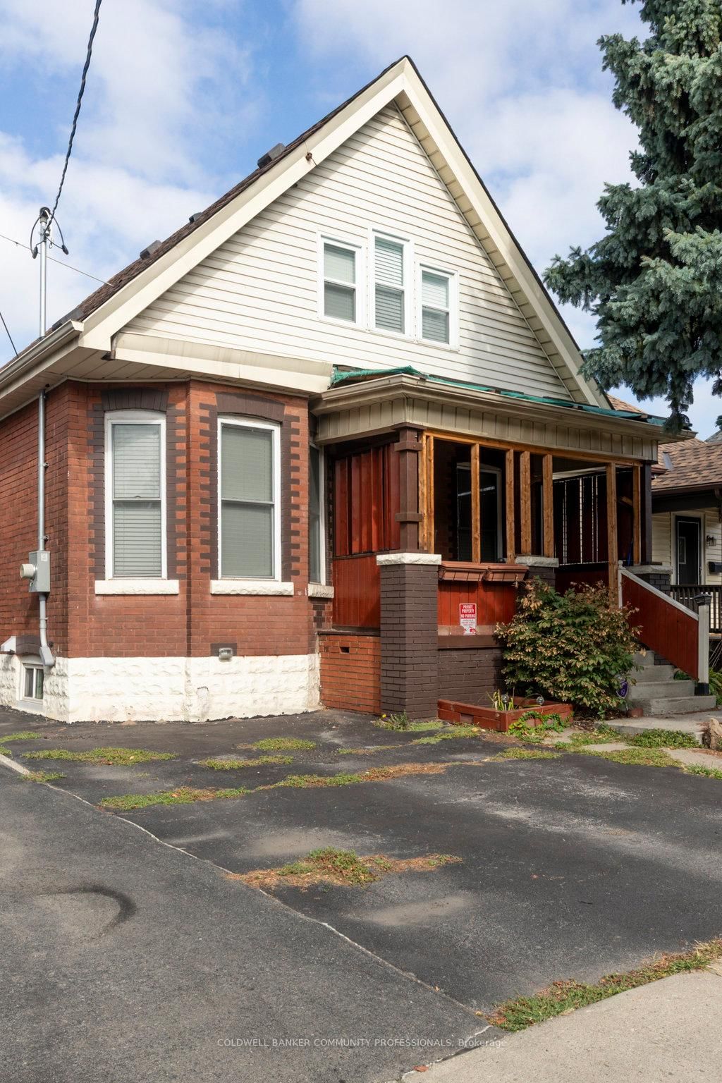 Listing photo 2