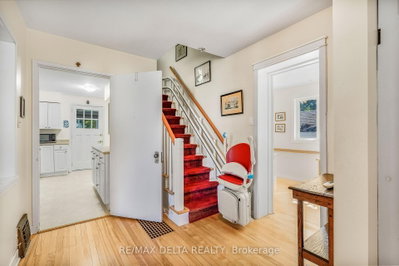 487 Allan Street — photo 6