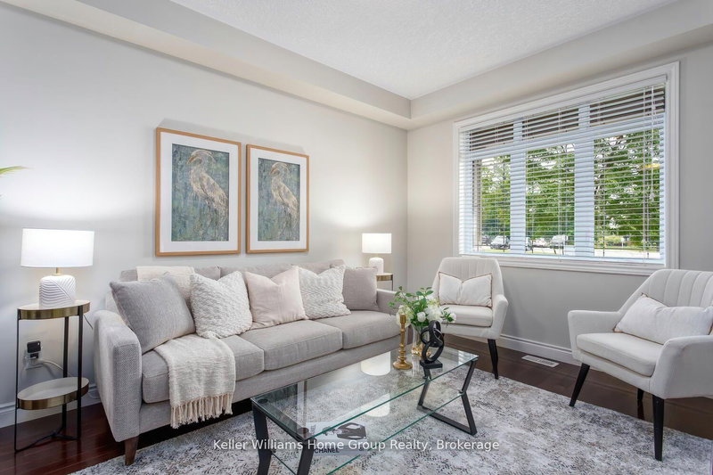 70 Waverley Dr, Guelph, N1E 6C8 | Image 2