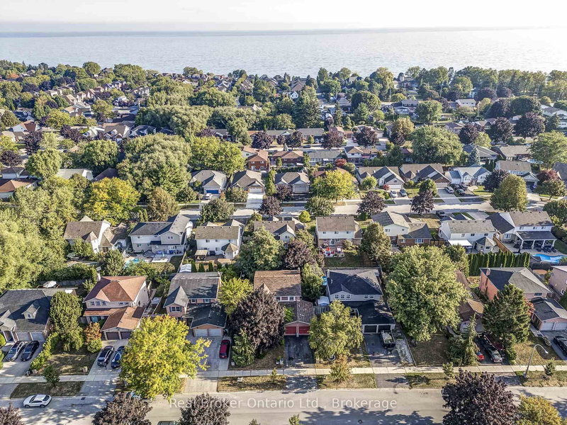 10 Jeanette Ave, Grimsby, L3M 5B4 | Image 2