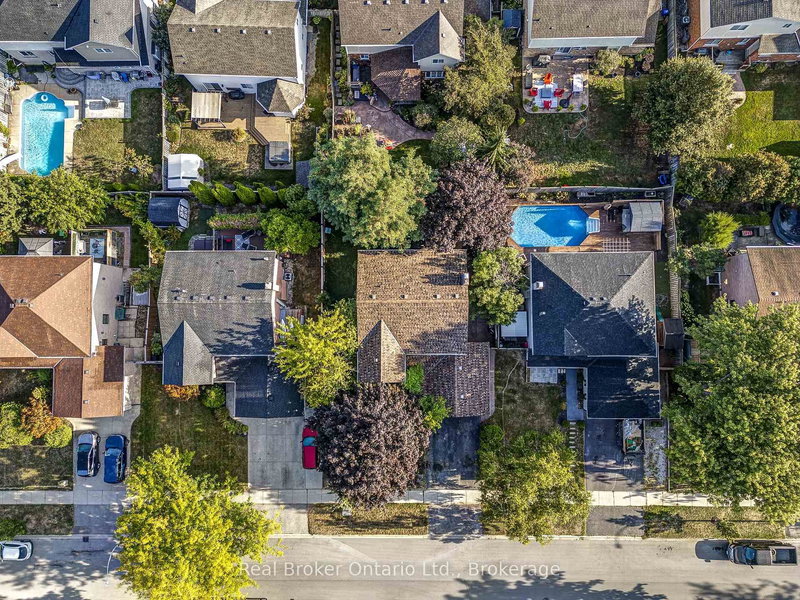 10 Jeanette Ave, Grimsby, L3M 5B4 | Image 3