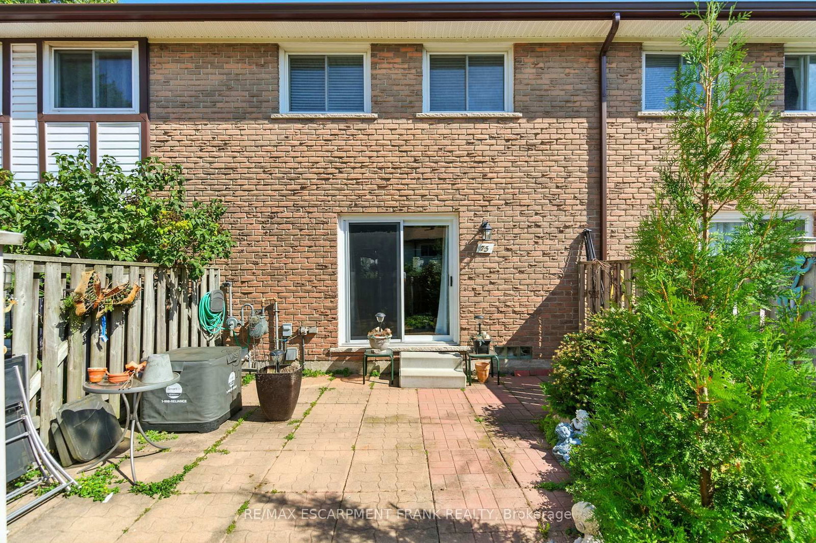 Townhouse for sale at 73-145 Rice Avenue, Hamilton, Ontario, L9C 6R3 - Fessenden - MLS: X12410300