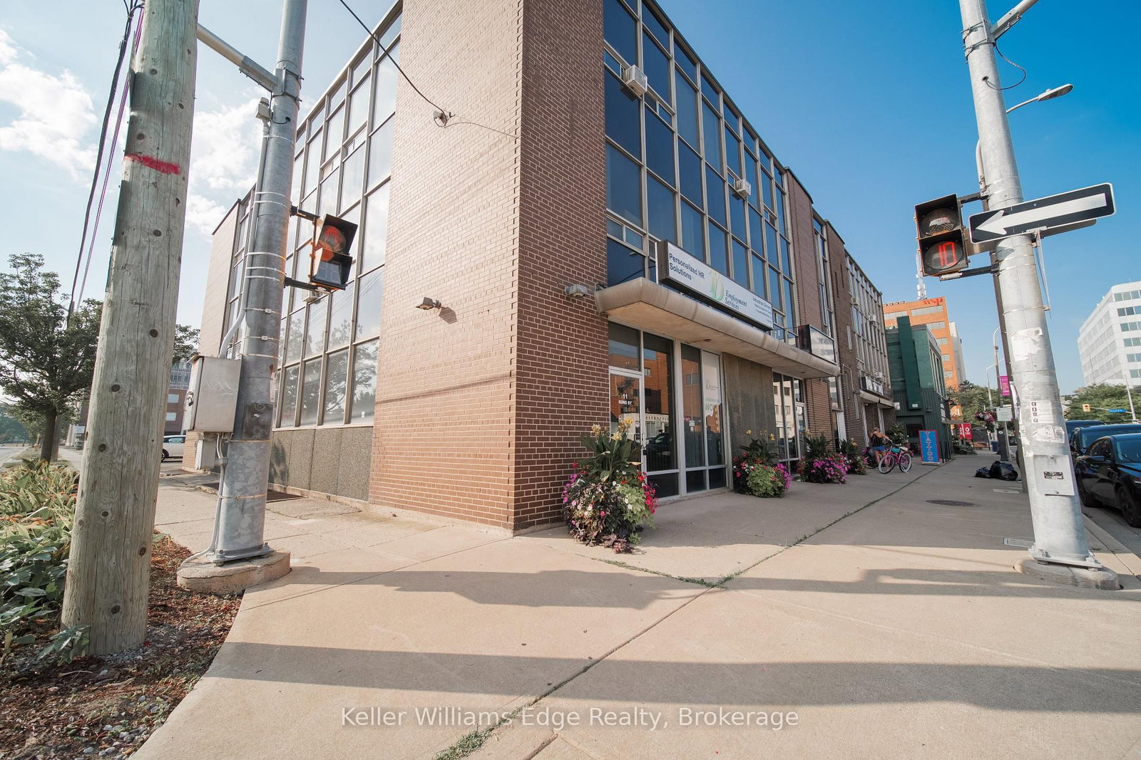 11 King Street - Photo 2