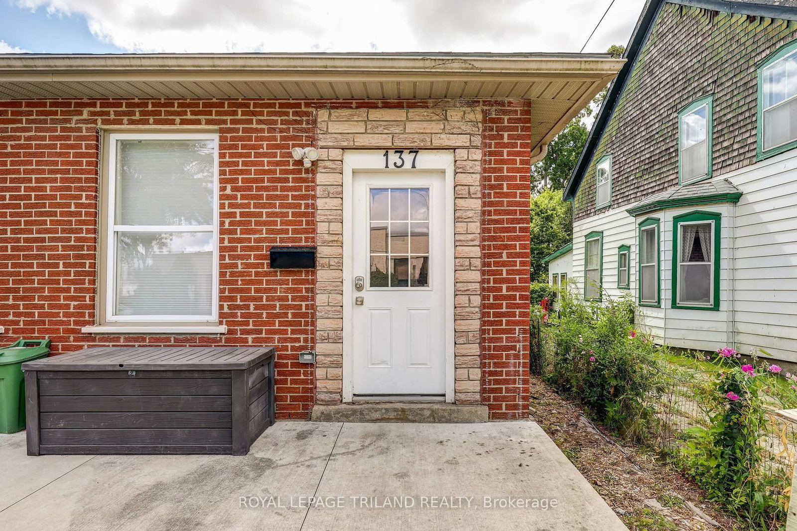 Listing Image 7