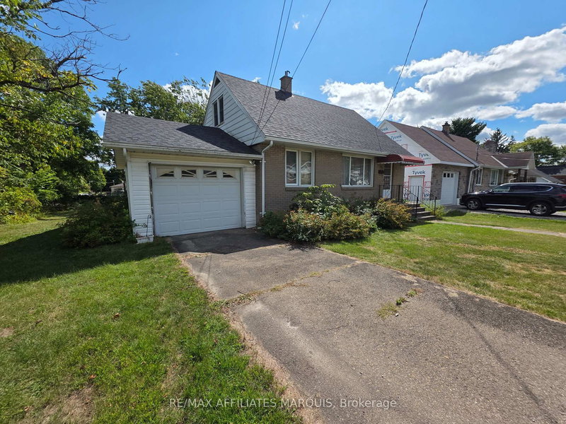 41 Elgin St W, Smiths Falls, K7A 3C5 | Image 3