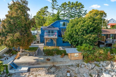 105 LIGHTHOUSE Drive — photo 2