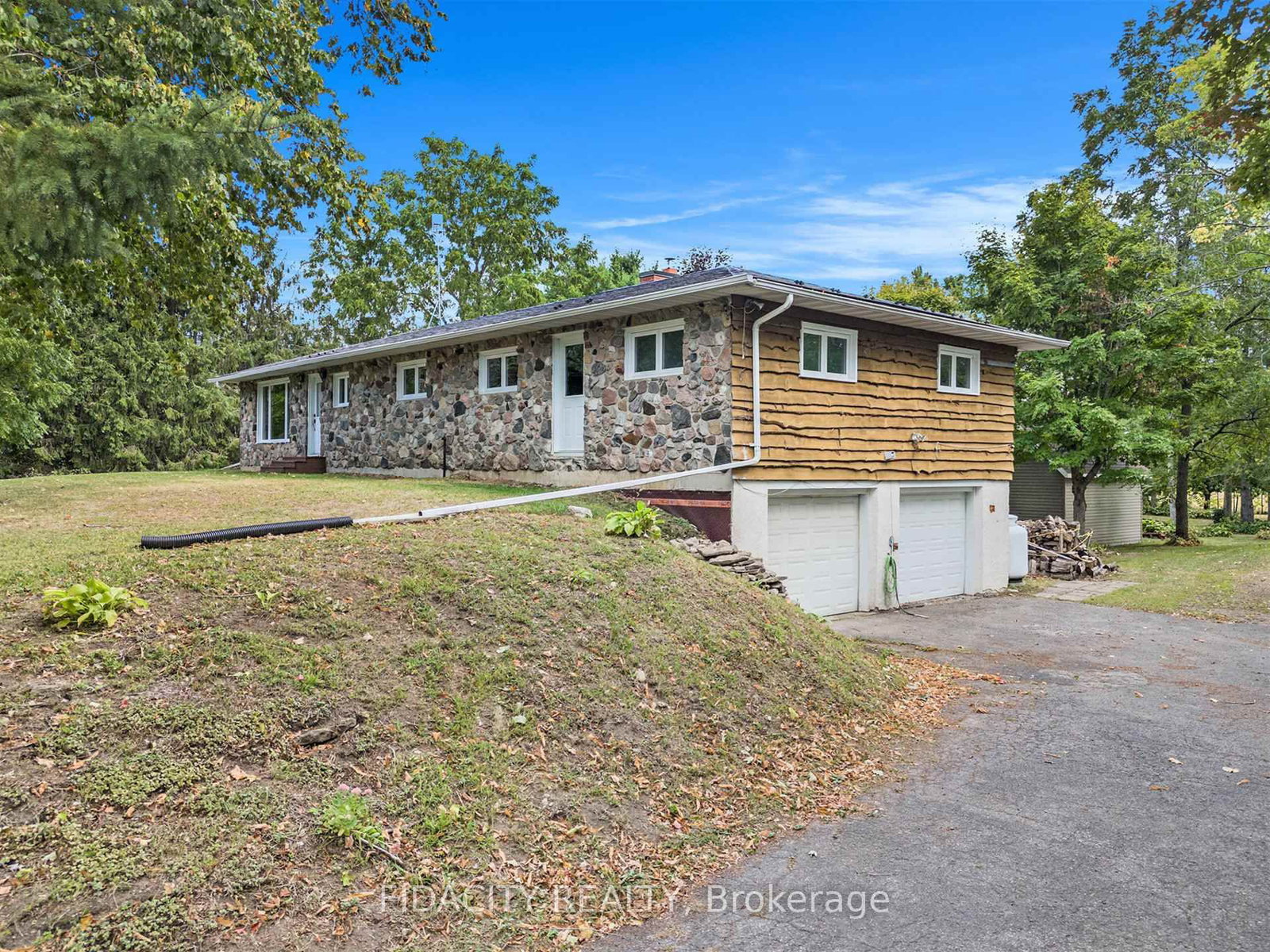 Listing Image 41