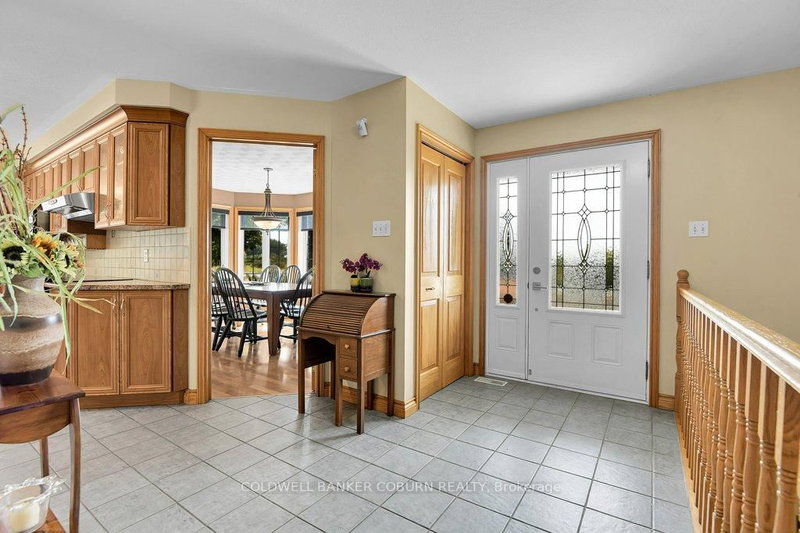 11229 Lakeshore Dr, South Dundas, K0E 1K0 | Image 3