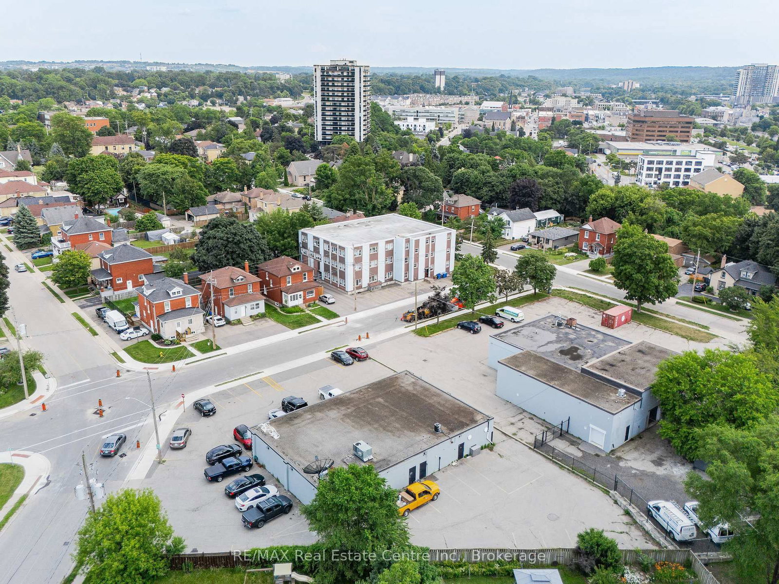 8 Oxford Street - Photo 29