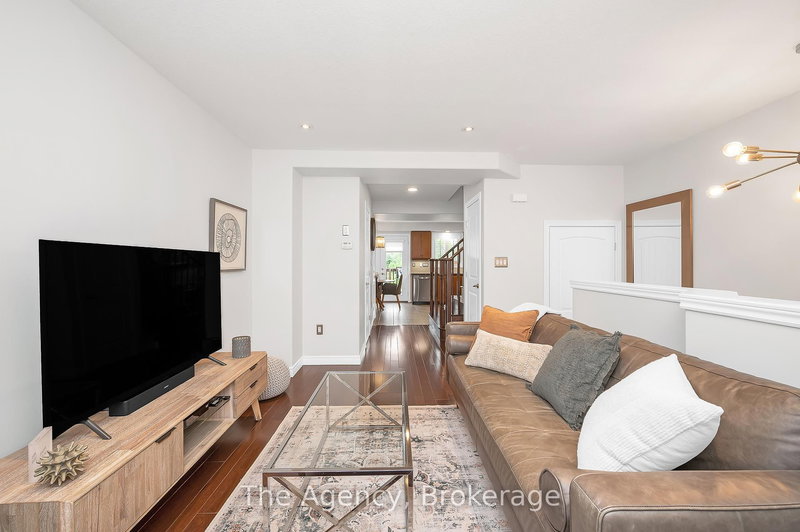 13 - 201 Westbank Tr, Hamilton, L8J 0H5 | Image 3