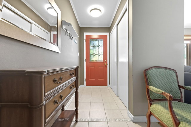 119 FRONTENAC Crescent