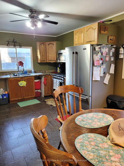 370 Foster Street, Wellington North, Ontario image-0-4