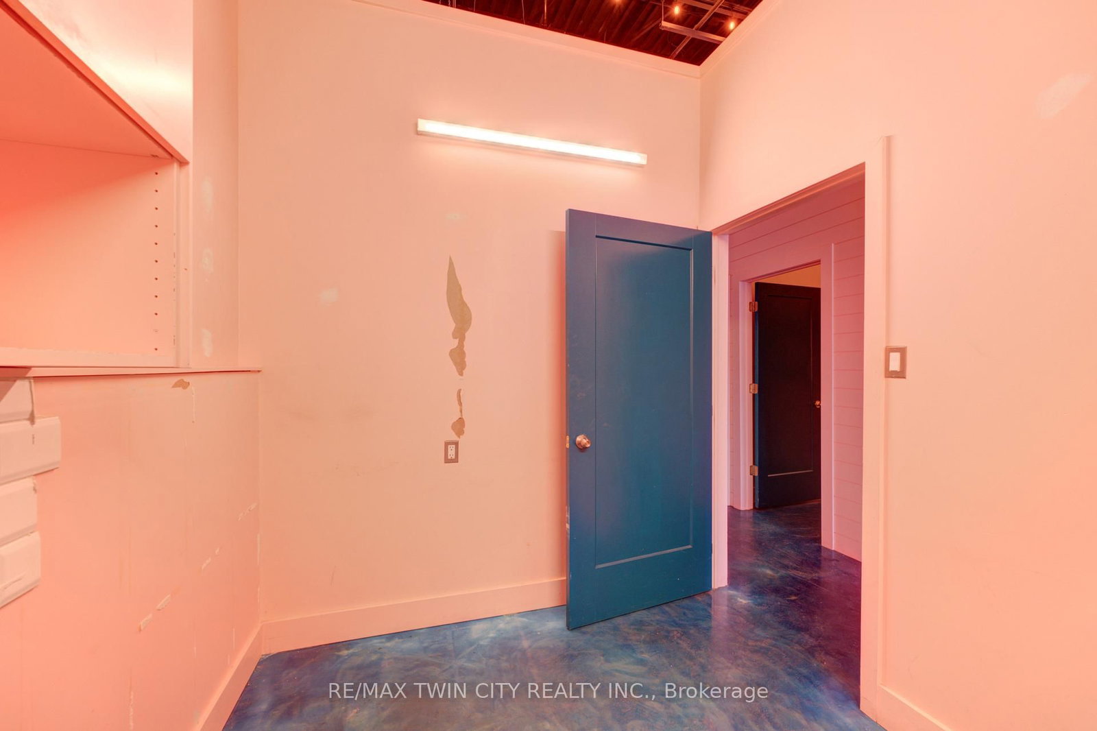 320 Colborne Street W, Unit 13 - Photo 13