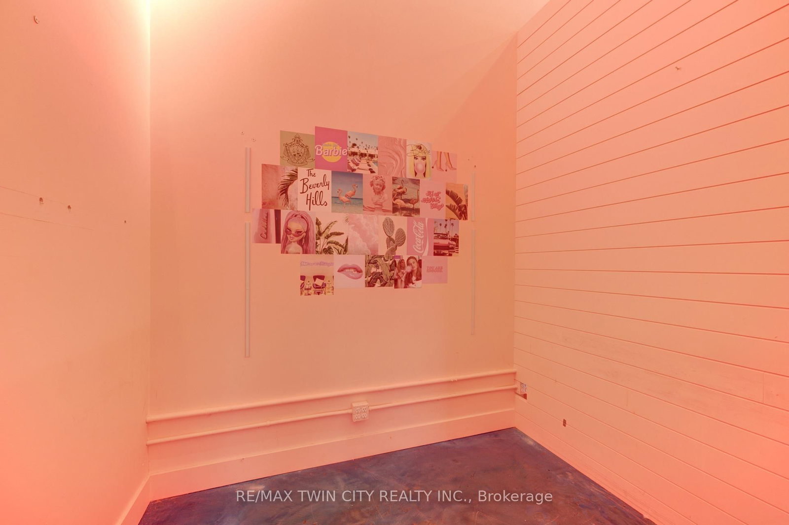 320 Colborne Street W, Unit 13 - Photo 14