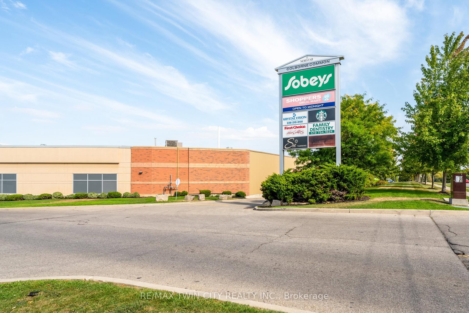 320 Colborne Street W, Unit 13 - Photo 20