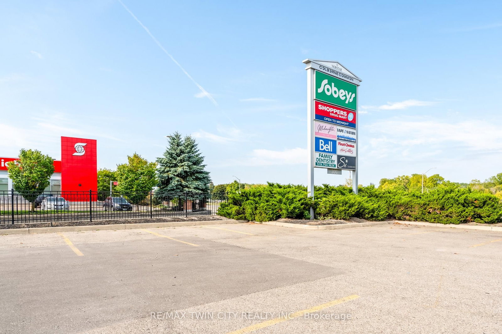 320 Colborne Street W, Unit 13 - Photo 4