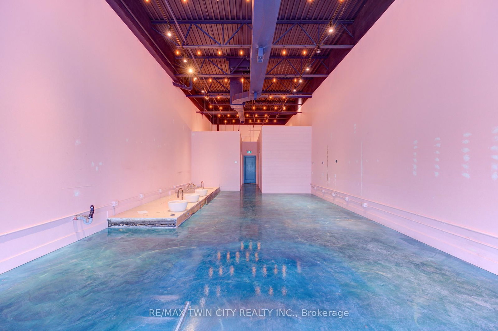 320 Colborne Street W, Unit 13 - Photo 8