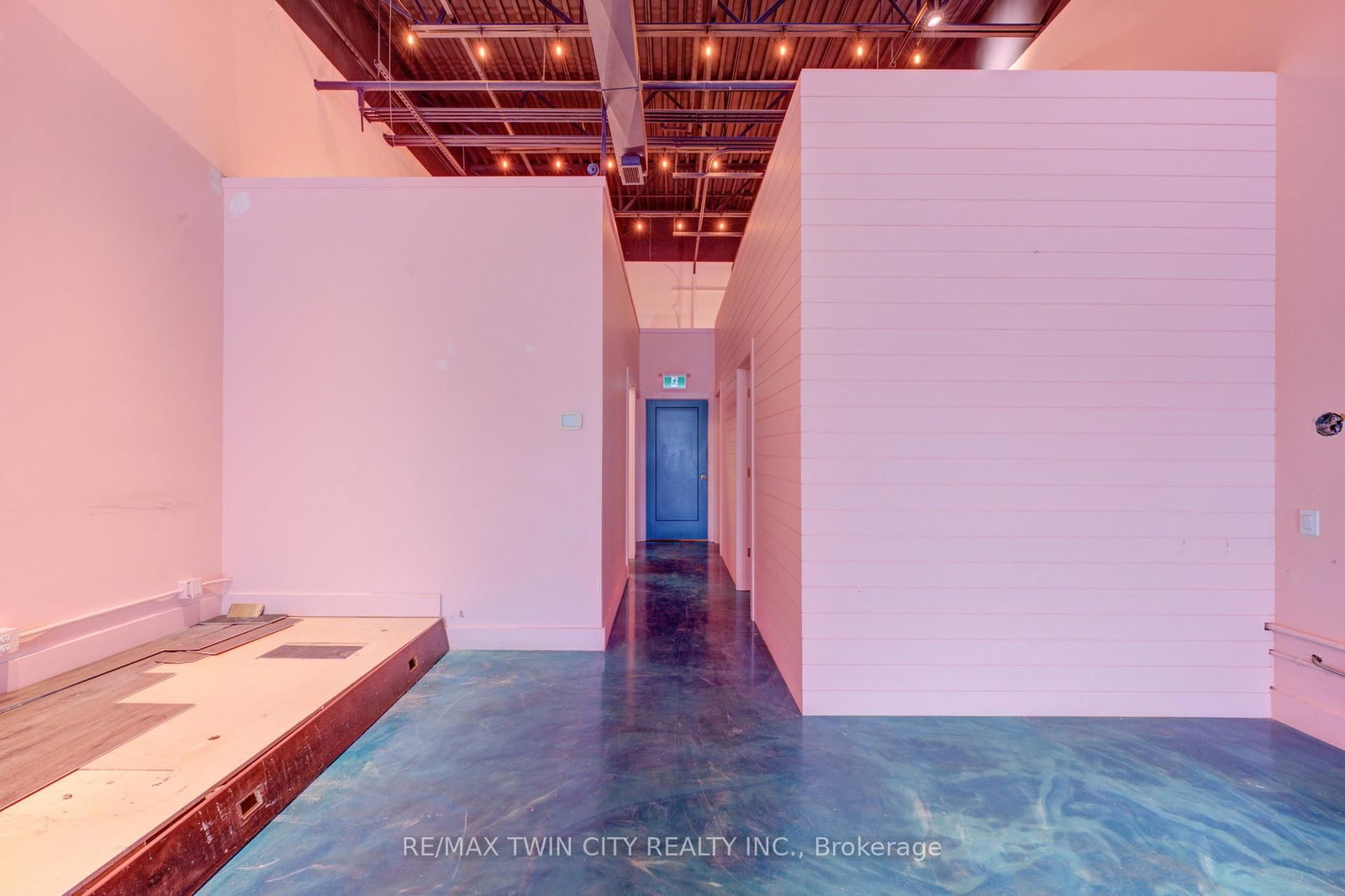 320 Colborne Street W, Unit 13 - Photo 9