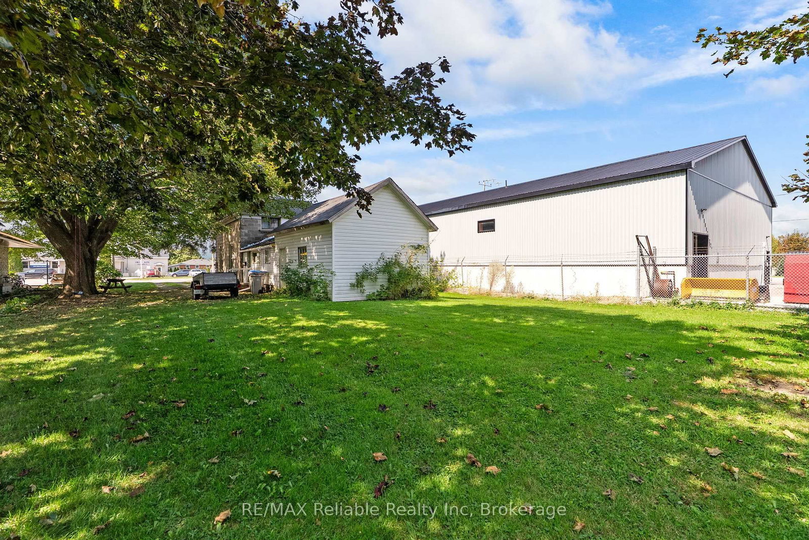 Listing Image 33