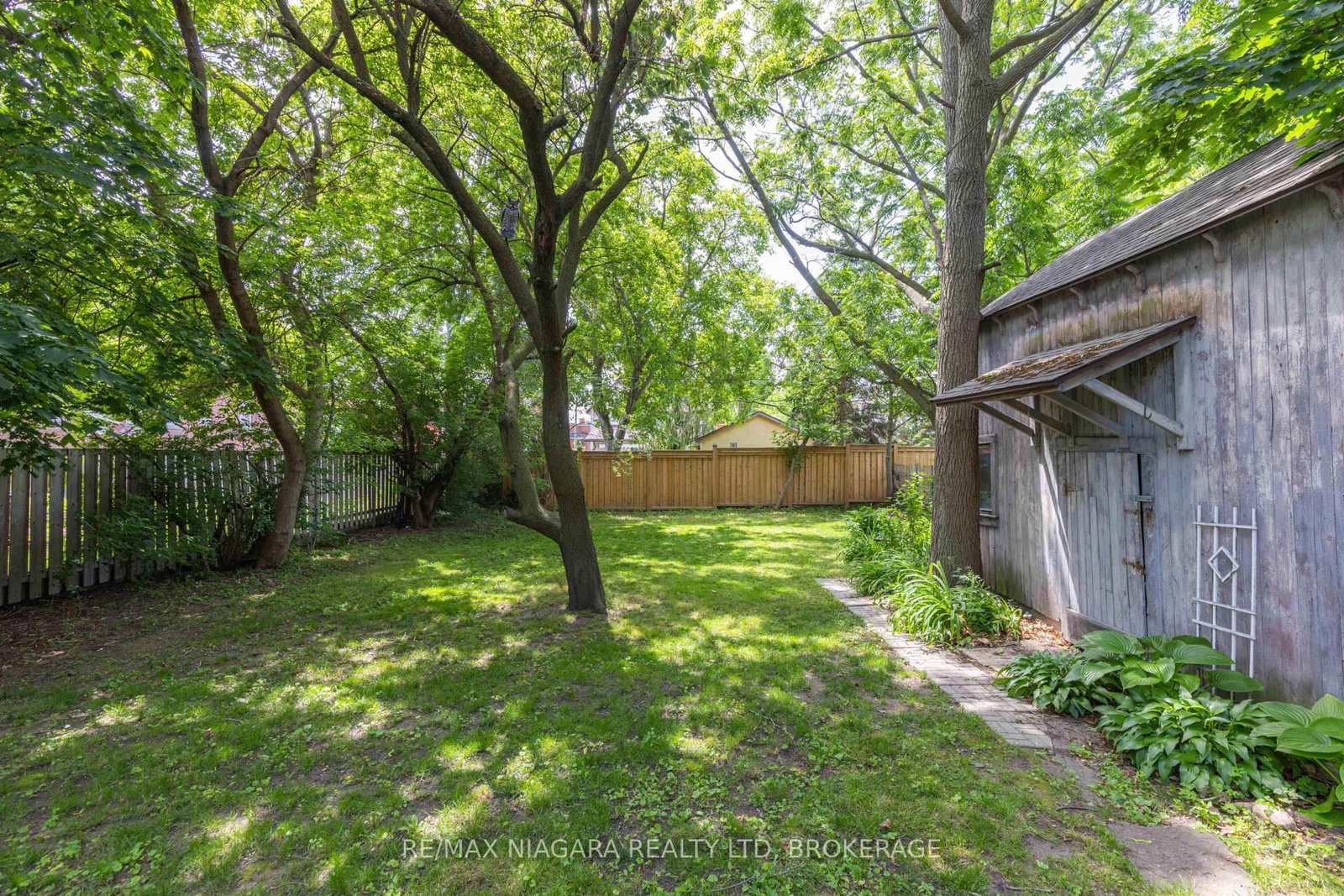 Listing Image 7