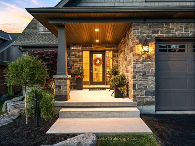 112 Ruby's Crescent