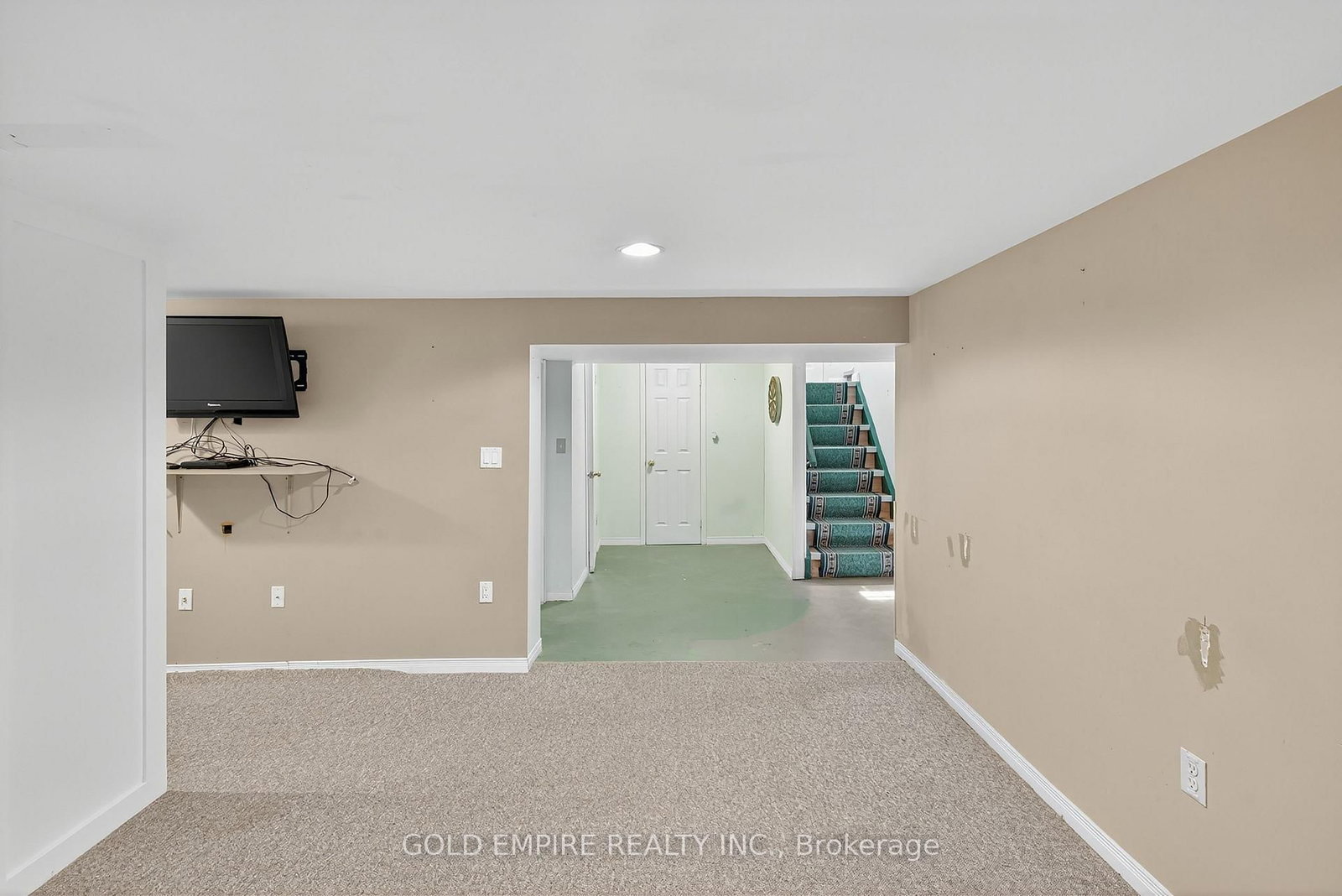 Listing Image 30