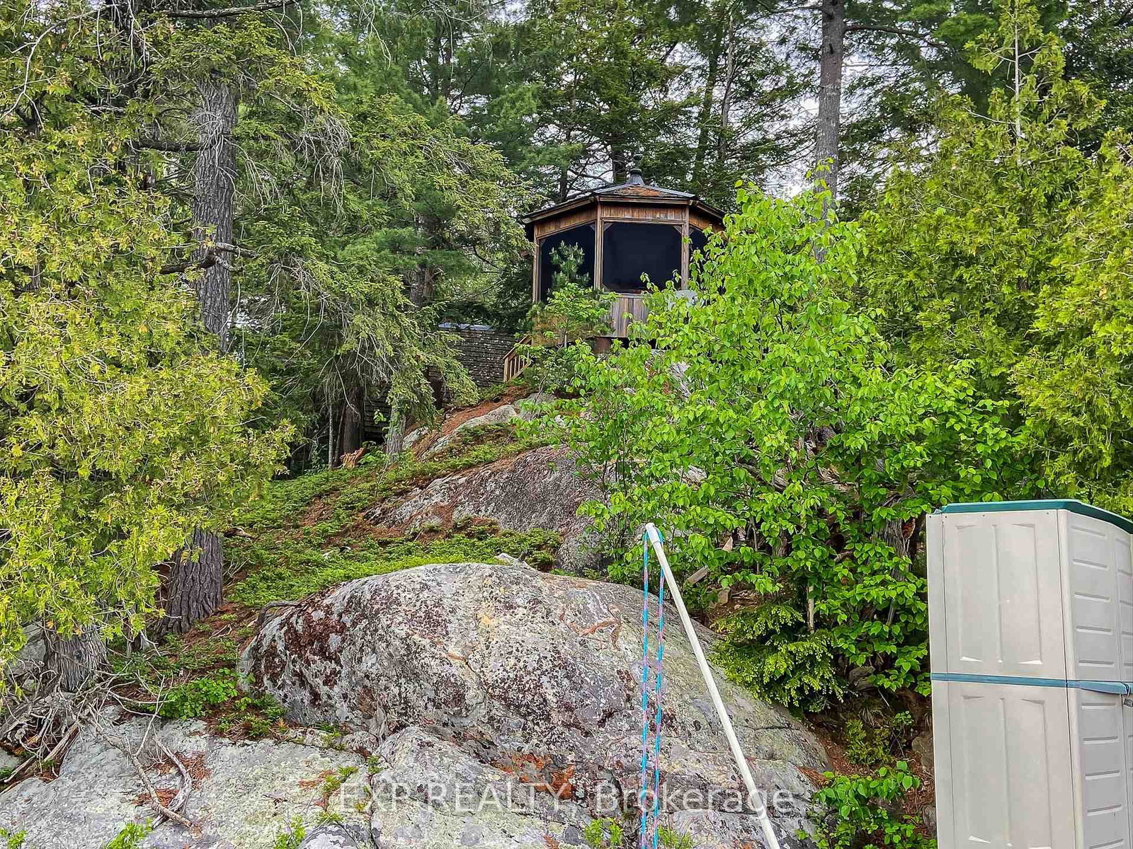 Listing Image 41