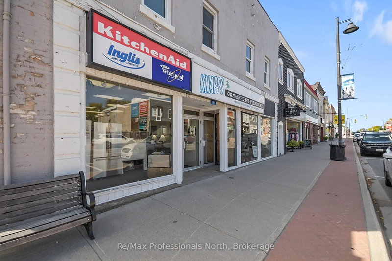 171 Muskoka Rd S, Gravenhurst, P1P 1X3 | Image 3