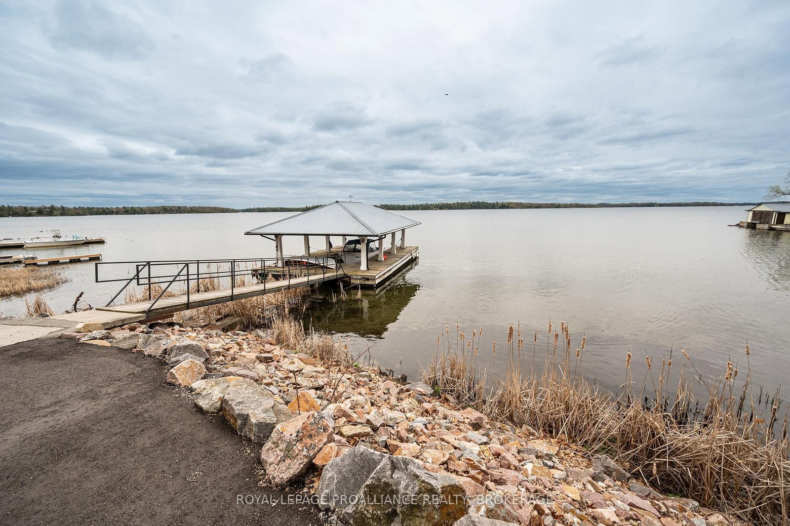 Listing Image 46