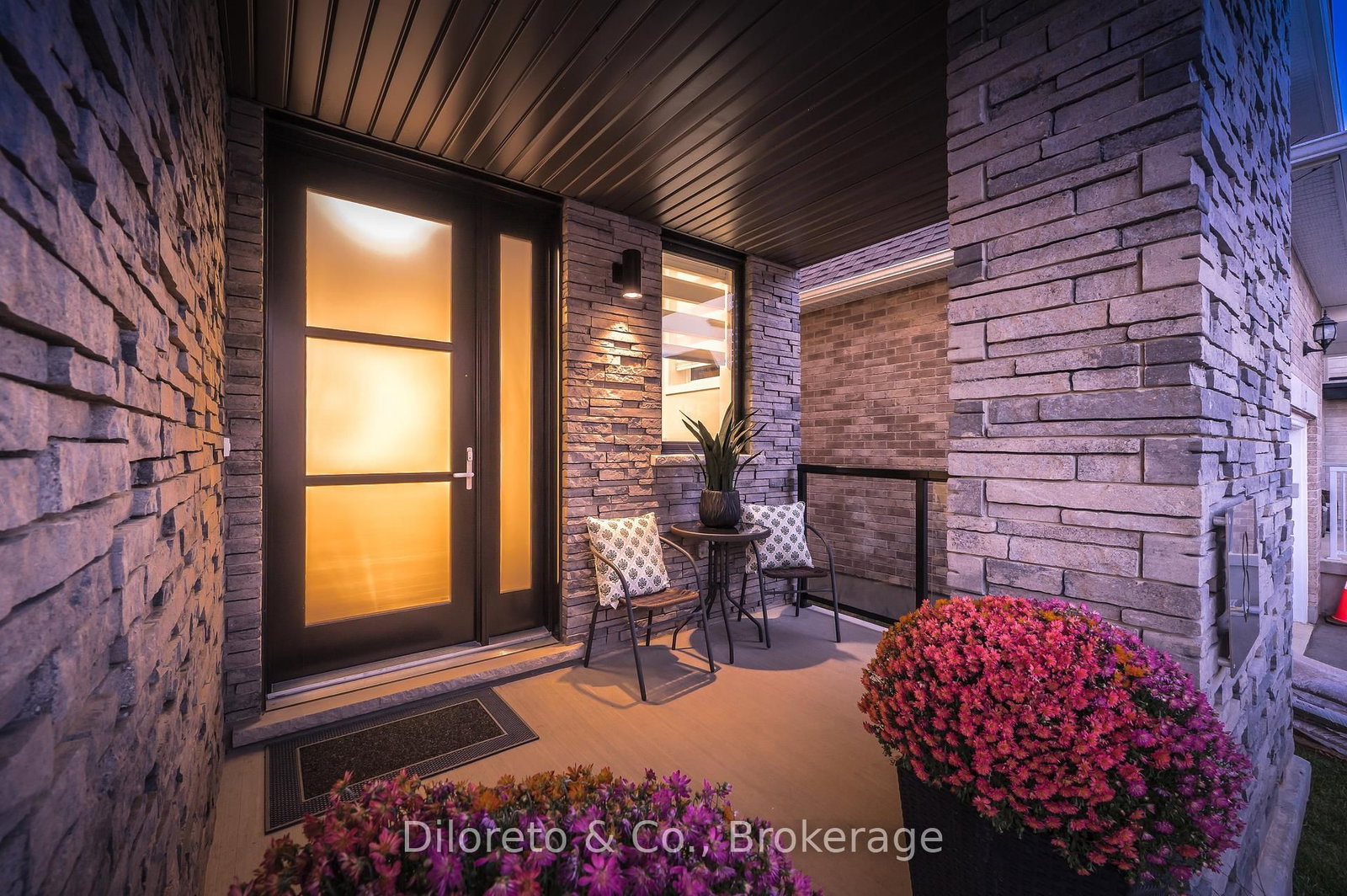 8 Ryder Avenue - Photo 10