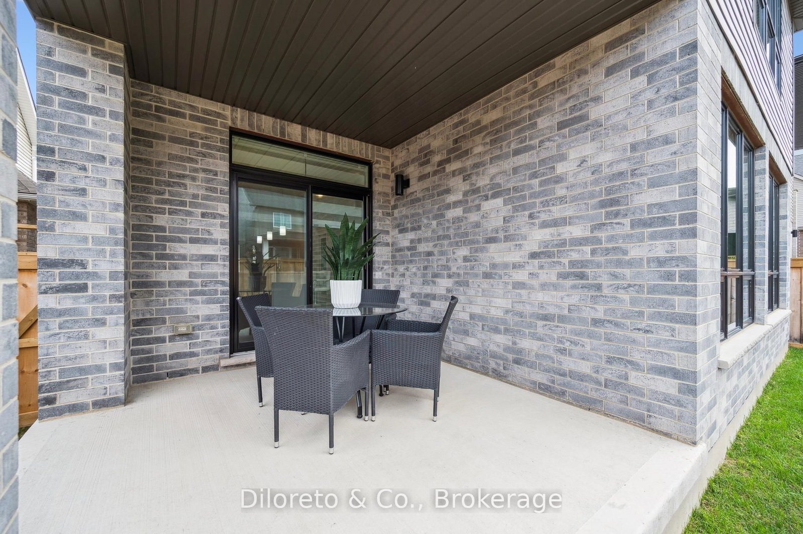 8 Ryder Avenue - Photo 44