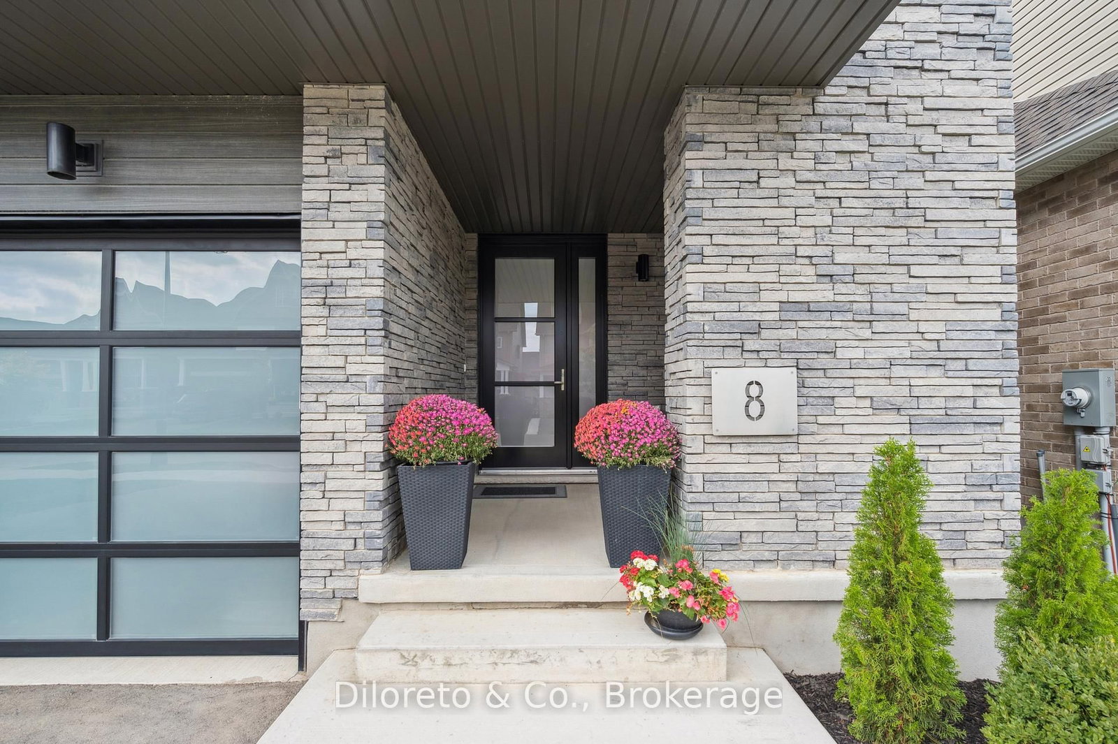 8 Ryder Avenue - Photo 7