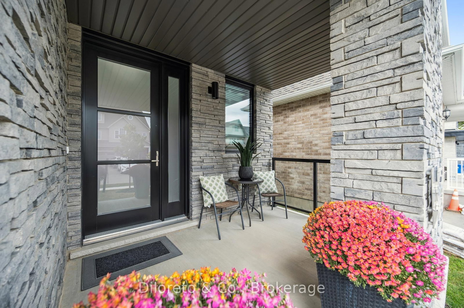 8 Ryder Avenue - Photo 9