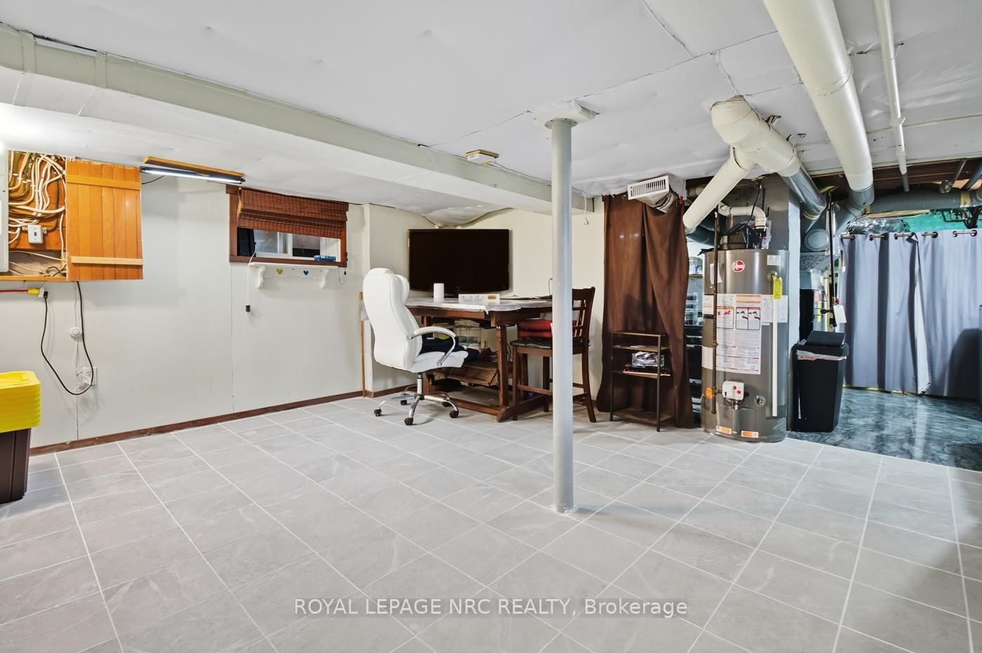 Listing Image 24