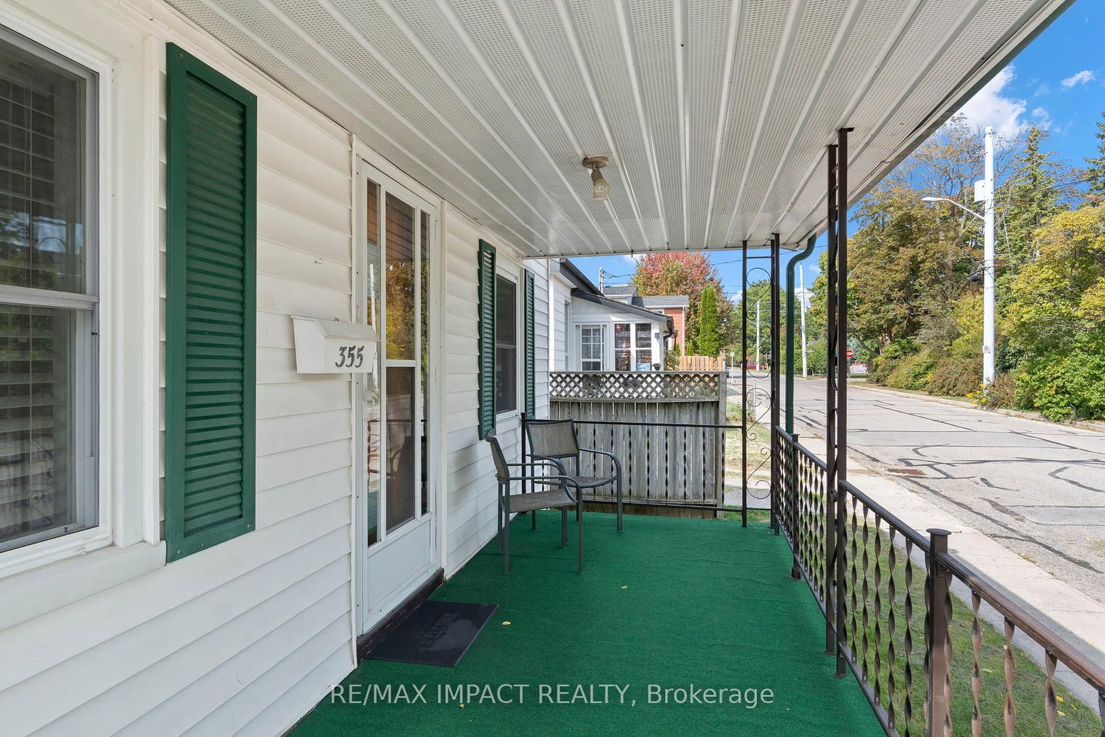 Listing Image 5